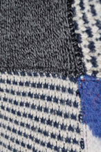 Load image into Gallery viewer, SWITCHING KNIT C/D（COSBY SWEATER)_02
