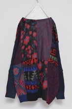 Load image into Gallery viewer, SWITCHING KNIT C/D（COSBY SWEATER)_01size
